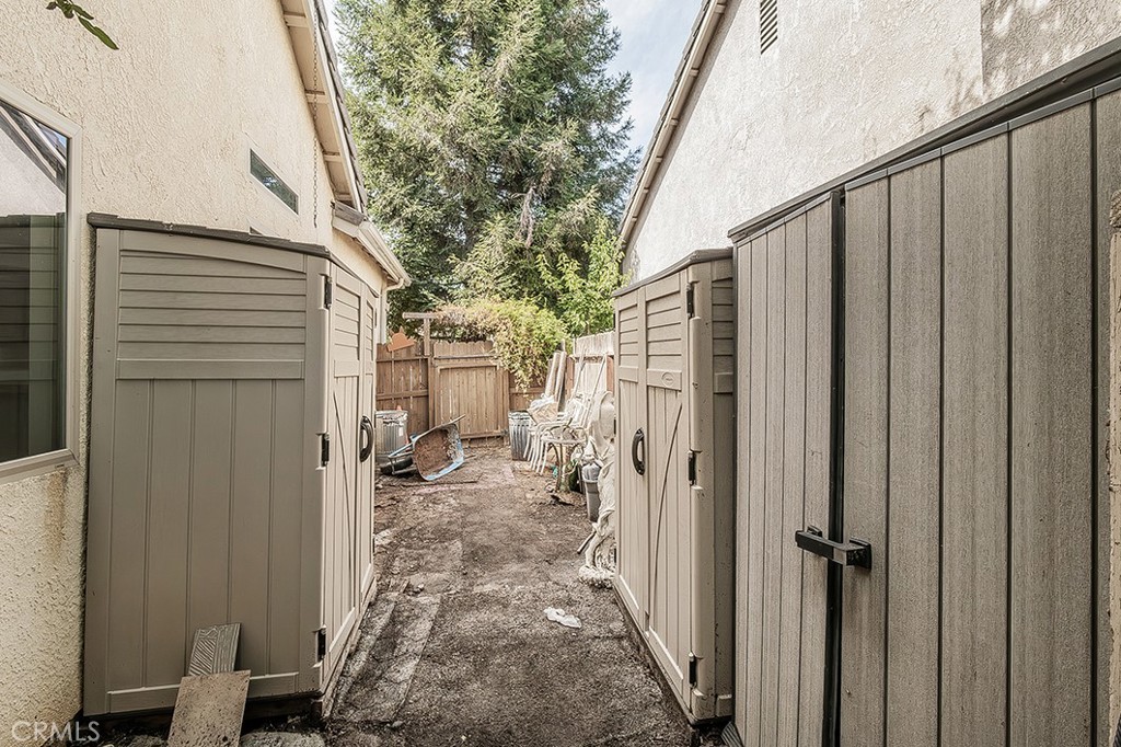 6589 E Michigan, Fresno, CA 93727