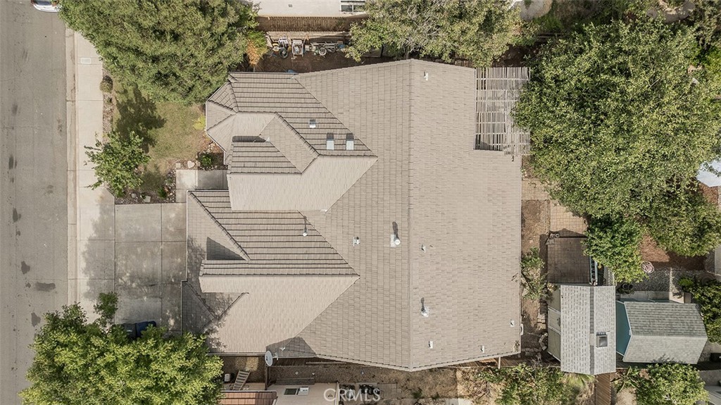 6589 E Michigan, Fresno, CA 93727