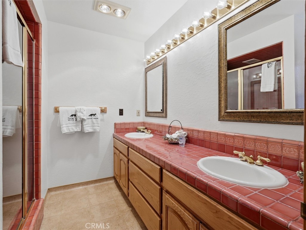 7273 Yosemite Park, Yosemite, CA 95389