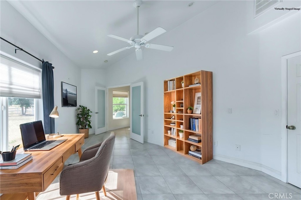 8485 N Madsen, Clovis, CA 93619