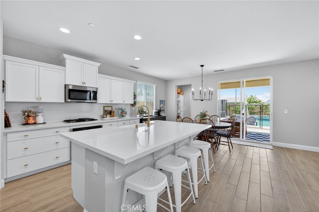 3594 Amanecer, Clovis, CA 93619