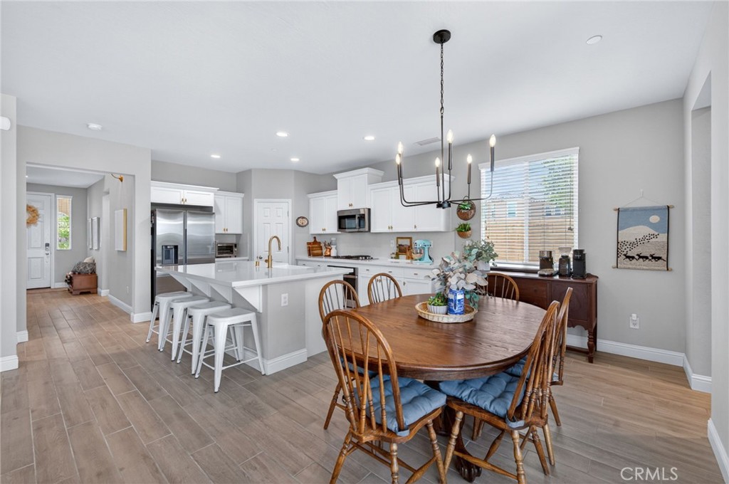 3594 Amanecer, Clovis, CA 93619