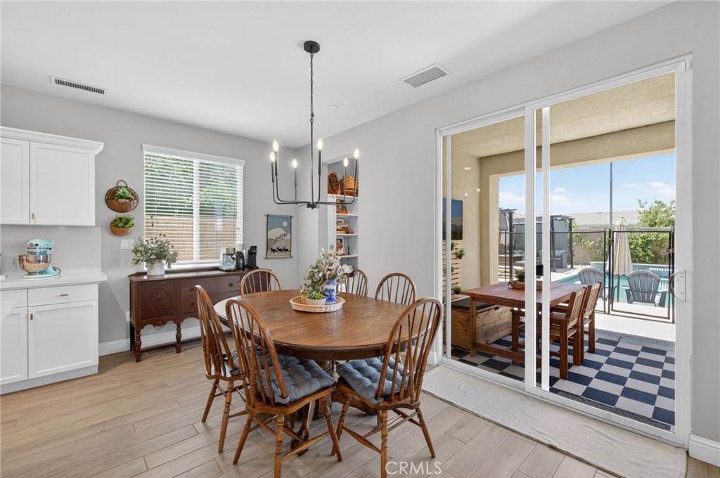 3594 Amanecer, Clovis, CA 93619