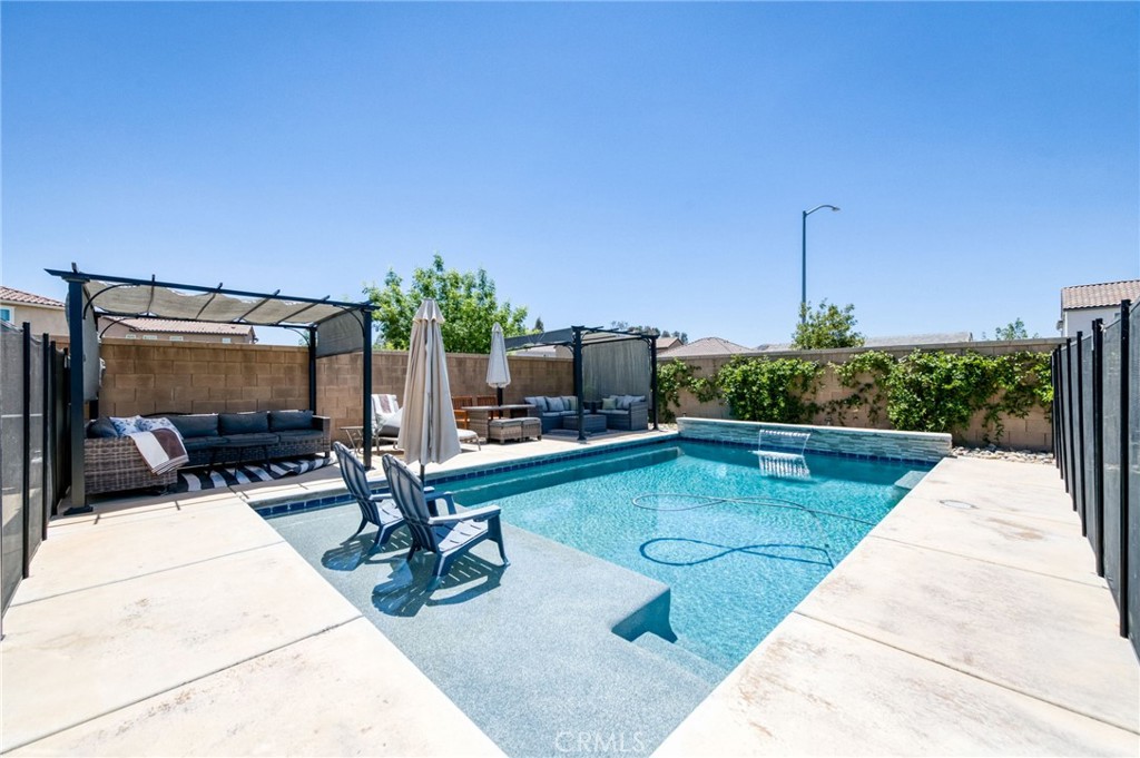 3594 Amanecer, Clovis, CA 93619