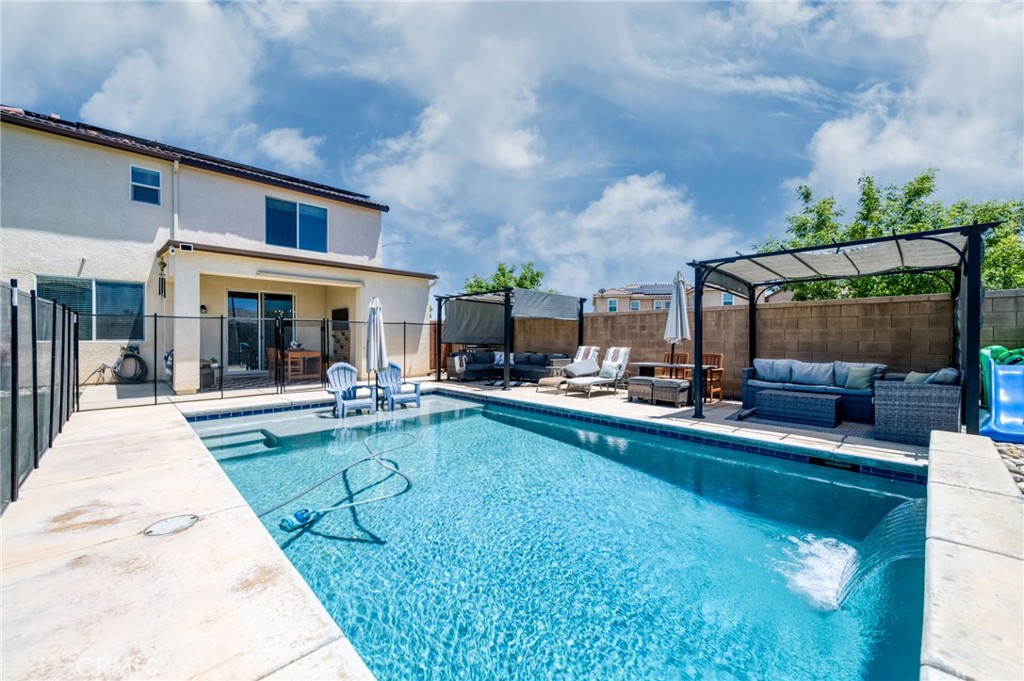 3594 Amanecer, Clovis, CA 93619