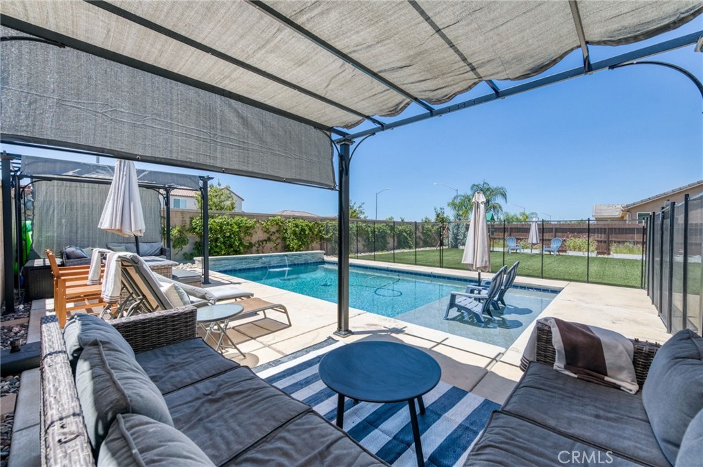 3594 Amanecer, Clovis, CA 93619