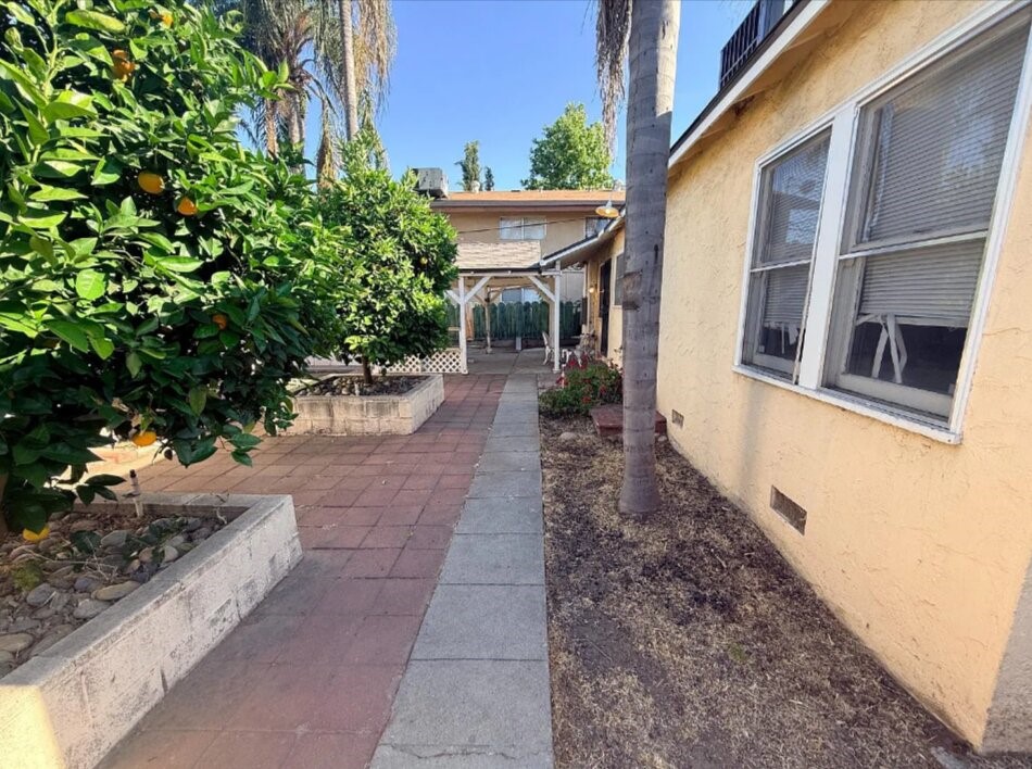 728 N Palm, Fresno, CA 93728