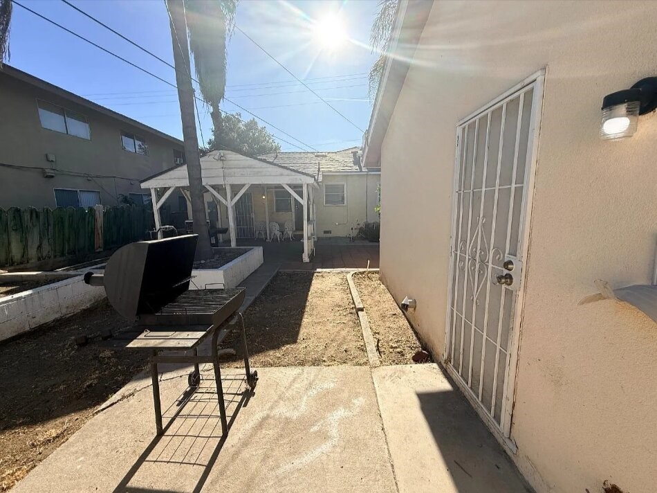 728 N Palm, Fresno, CA 93728