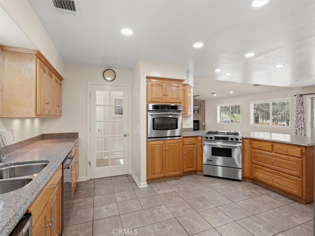 42781 Badger Circle Dr, Coarsegold, CA 93614