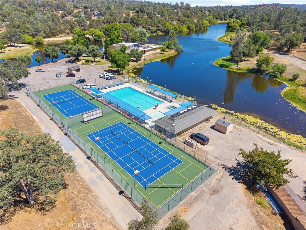 42781 Badger Circle Dr, Coarsegold, CA 93614