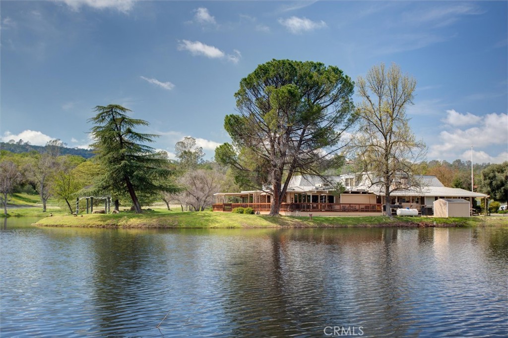42781 Badger Circle Dr, Coarsegold, CA 93614