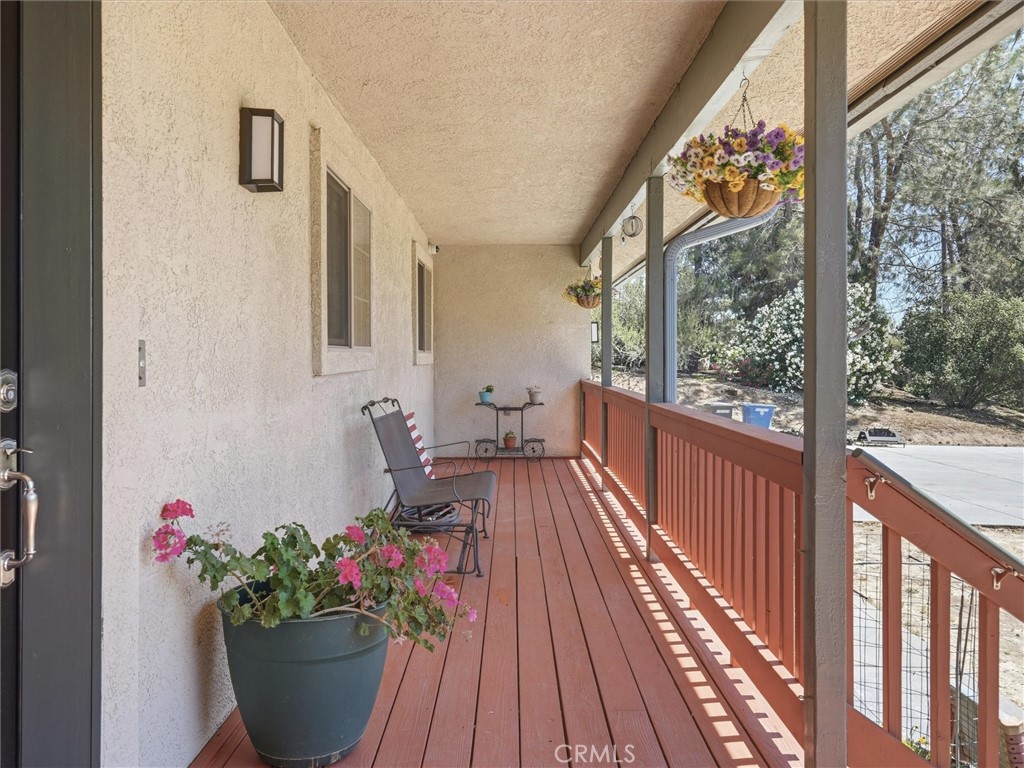 42781 Badger Circle Dr, Coarsegold, CA 93614