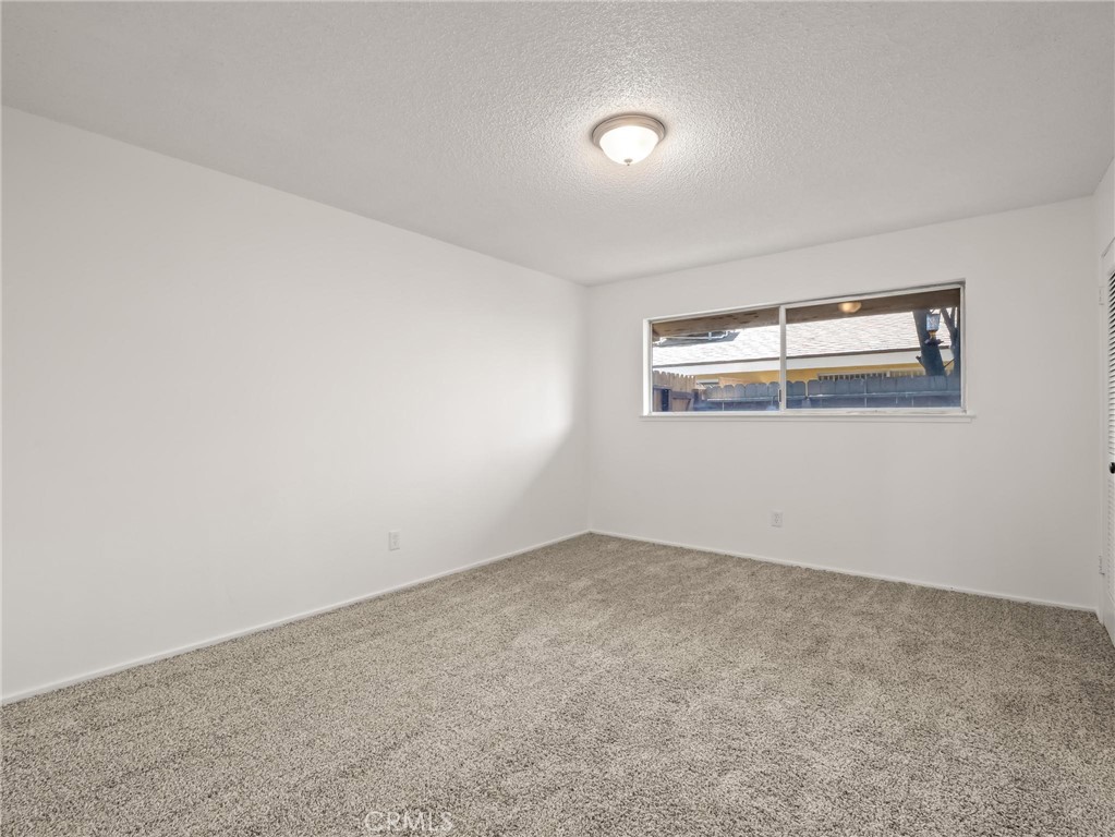 3725 N Fruit, Fresno, CA 93705