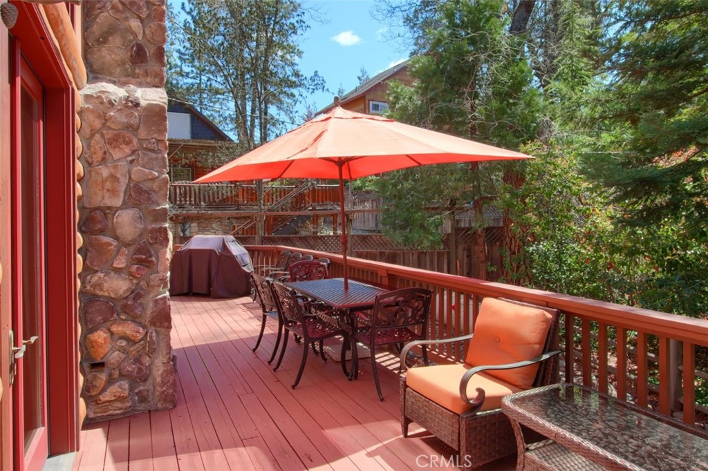 54736 Willow Cove Rd, Bass Lake, CA 93604