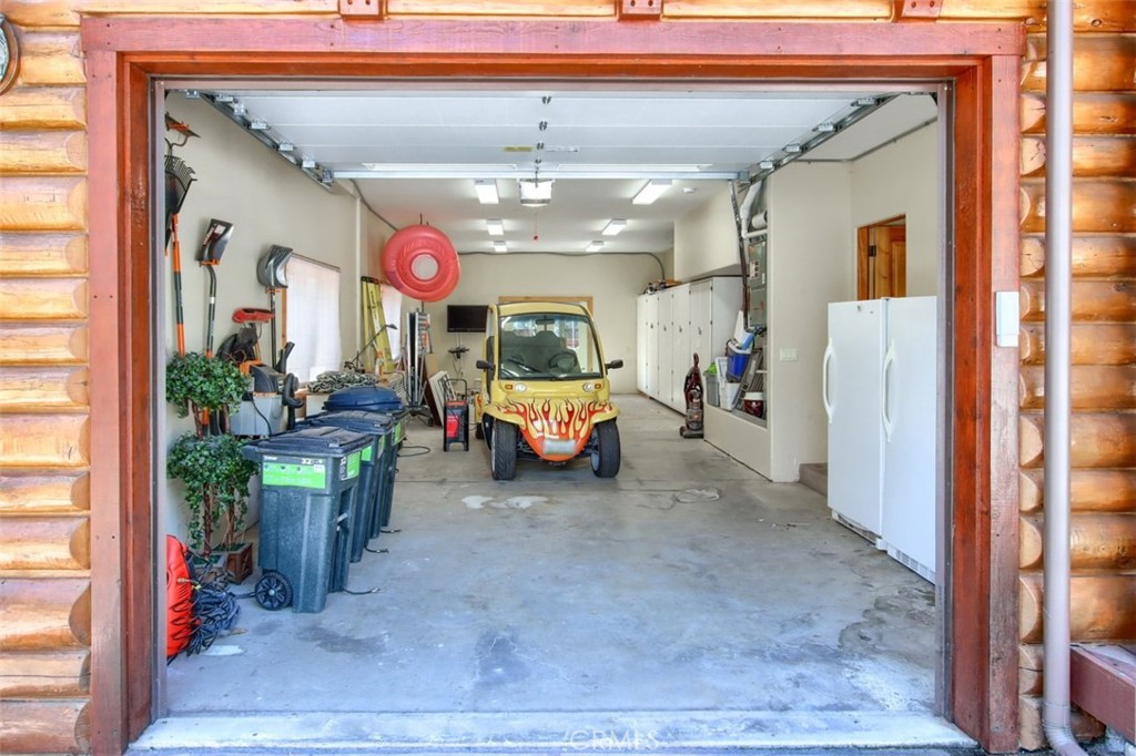 54736 Willow Cove Rd, Bass Lake, CA 93604