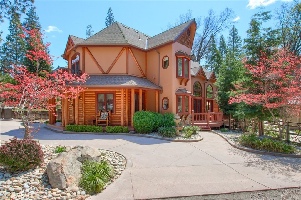 54736 Willow Cove Rd, Bass Lake, CA 93604