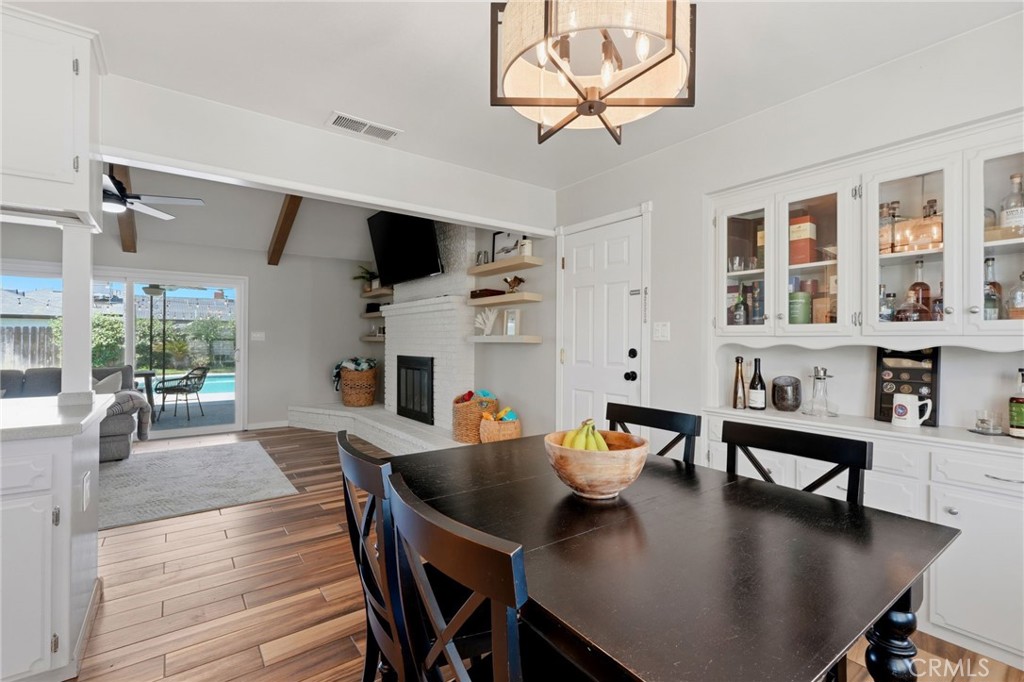 100 W Adrian Way, Hanford, CA 93230