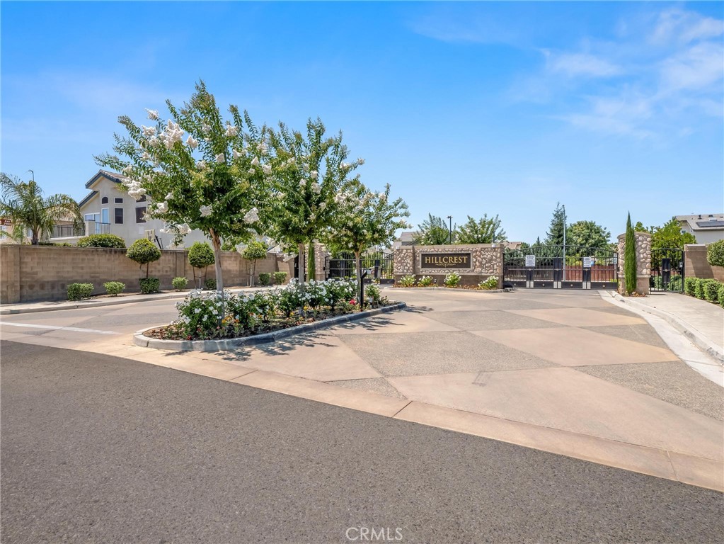 2222 Carson, Clovis, CA 93611