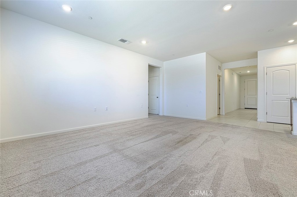 636 N Apricot, Fresno, CA 93727
