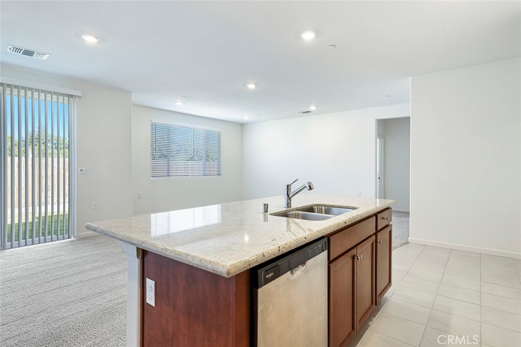 636 N Apricot, Fresno, CA 93727