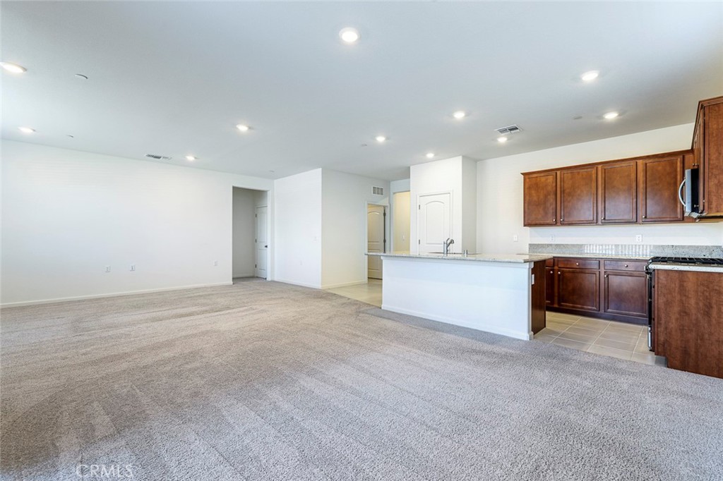 636 N Apricot, Fresno, CA 93727