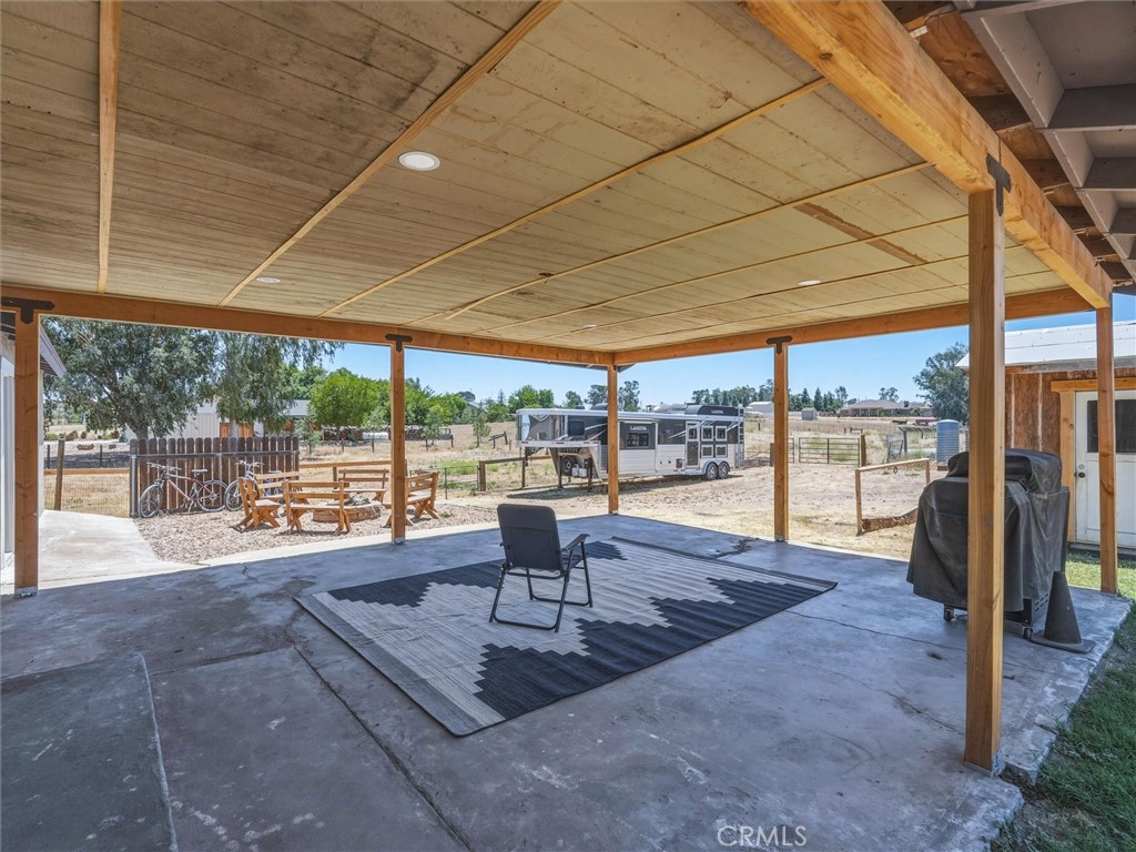 30664 Donald Ave, Madera, CA 93636
