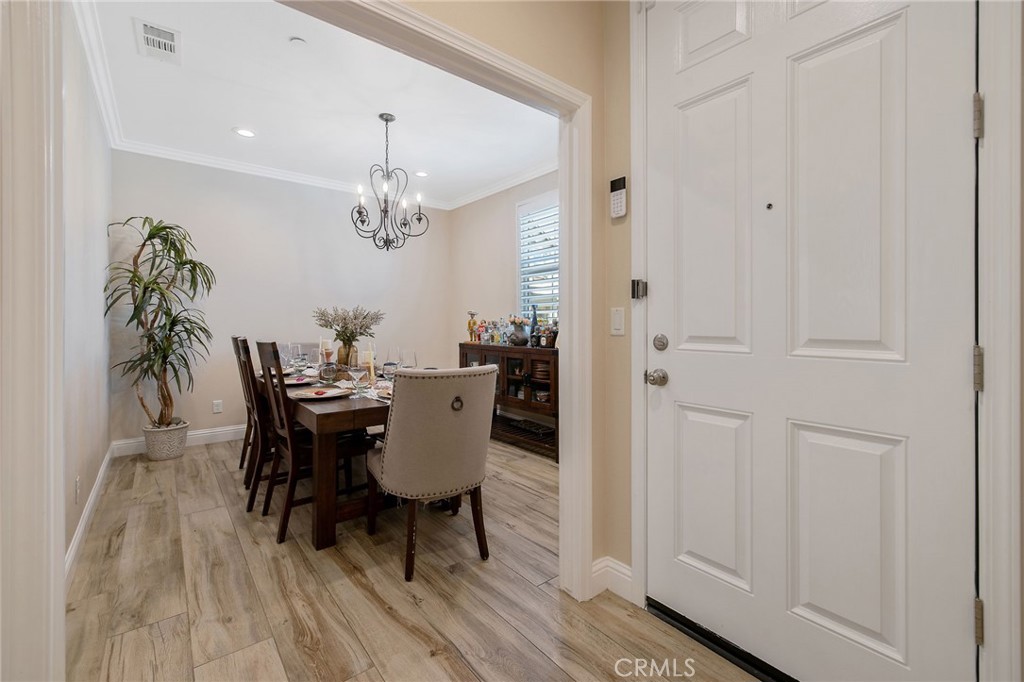 908 Tuscany Ct, Lemoore, CA 93245
