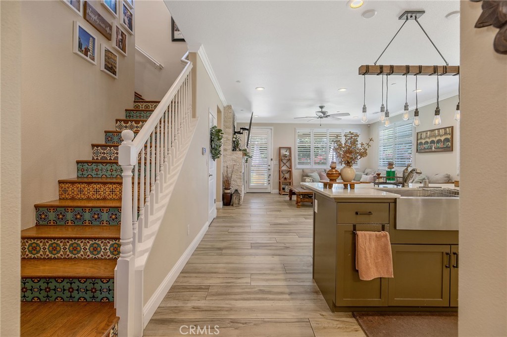 908 Tuscany Ct, Lemoore, CA 93245
