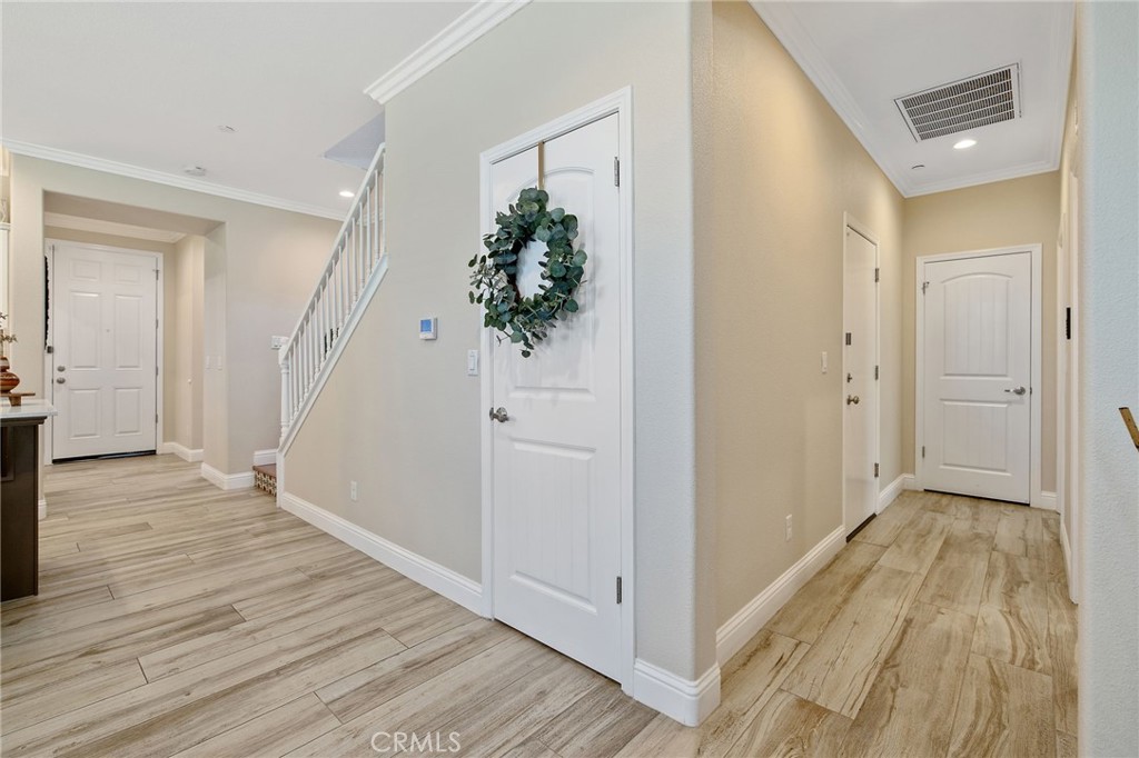 908 Tuscany Ct, Lemoore, CA 93245