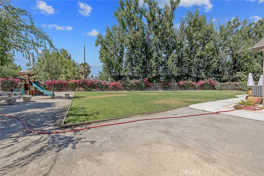 908 Tuscany Ct, Lemoore, CA 93245