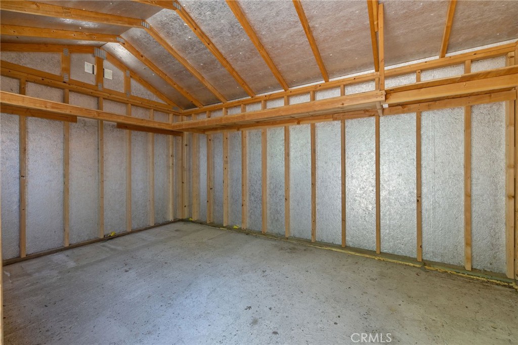 2833 E Laura Ct, Visalia, CA 93292