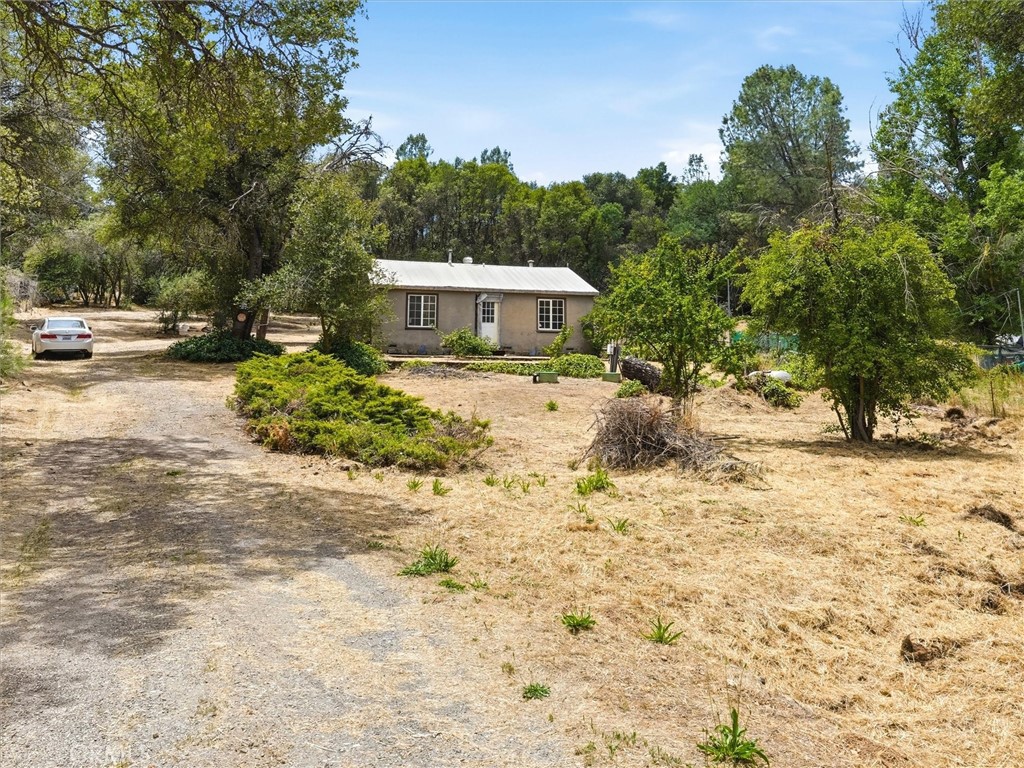 6103 School, Mariposa, CA 95338