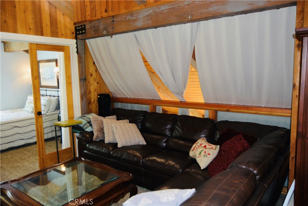 39543 Saunders, Bass Lake, CA 93604