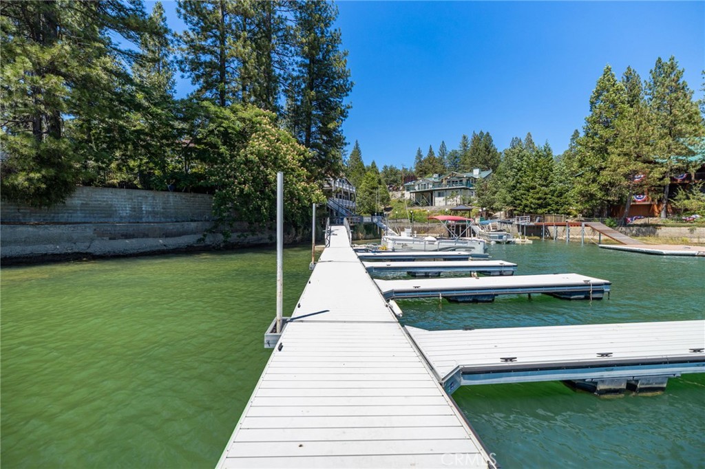 39543 Saunders, Bass Lake, CA 93604