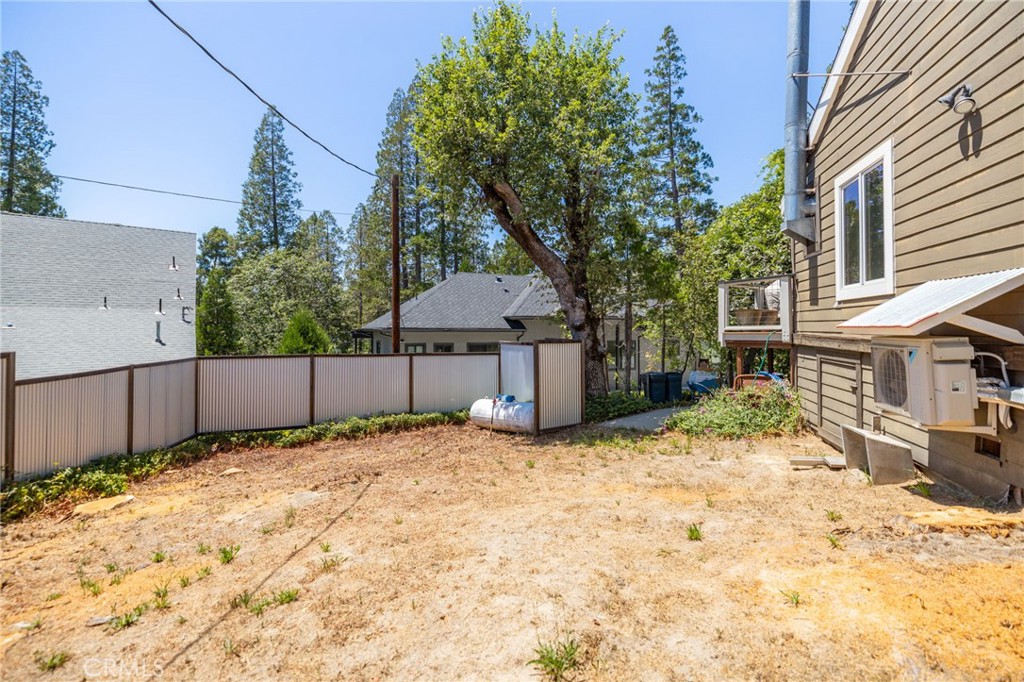 39543 Saunders, Bass Lake, CA 93604