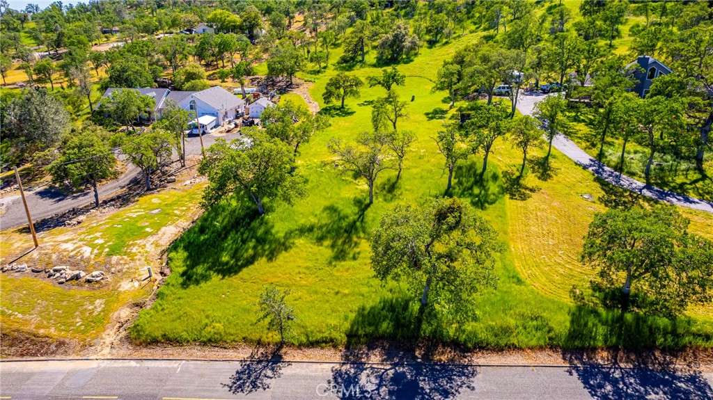 1 Horseshoe DR, Coarsegold, CA 93614
