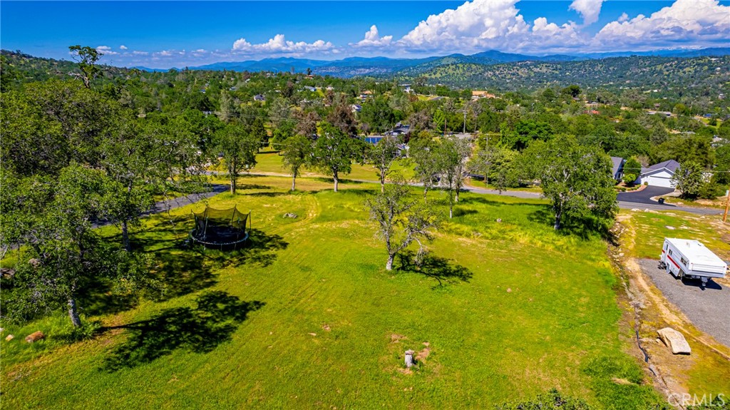 1 Horseshoe DR, Coarsegold, CA 93614