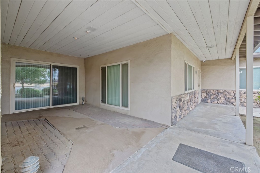 1714 N Blythe, Fresno, CA 93722
