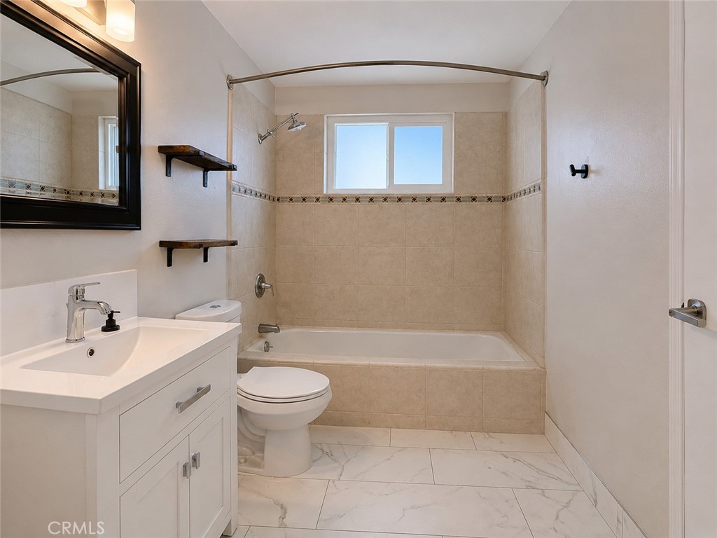 1657 E Paul, Fresno, CA 93710