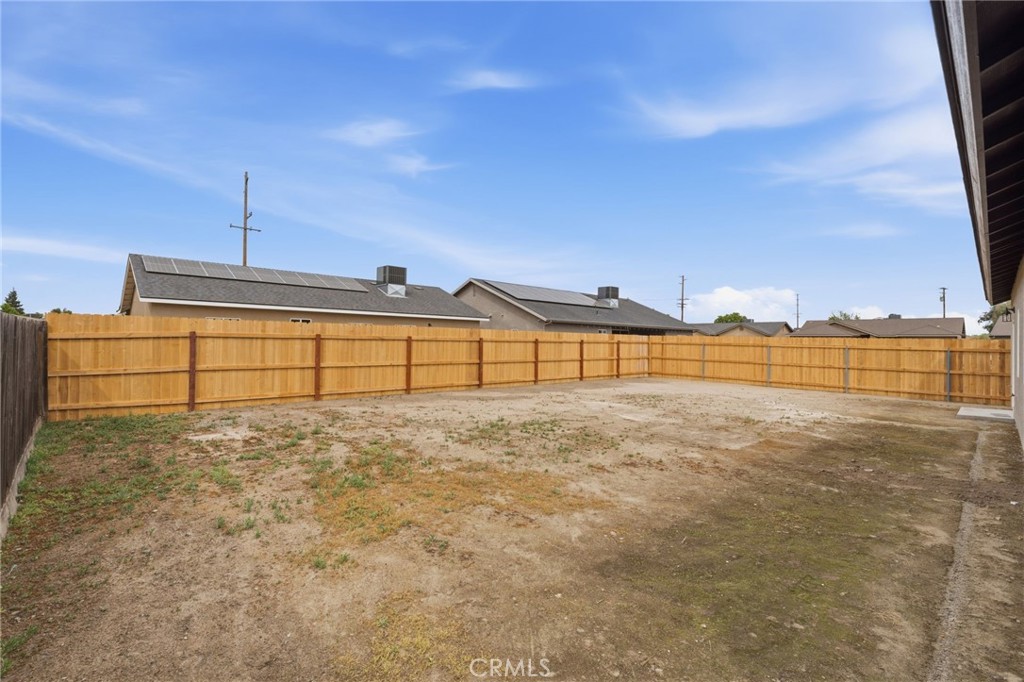 3446 E Grove Ave, Visalia, CA 93292