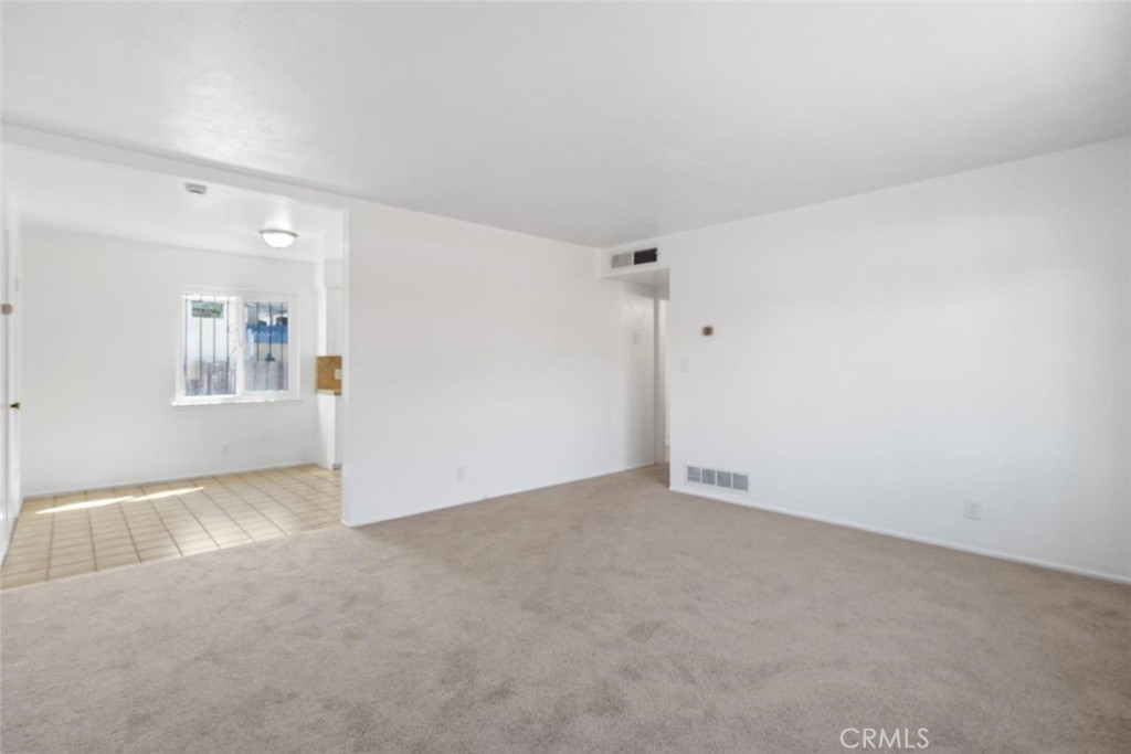 4584 E Tulare, Fresno, CA 93702