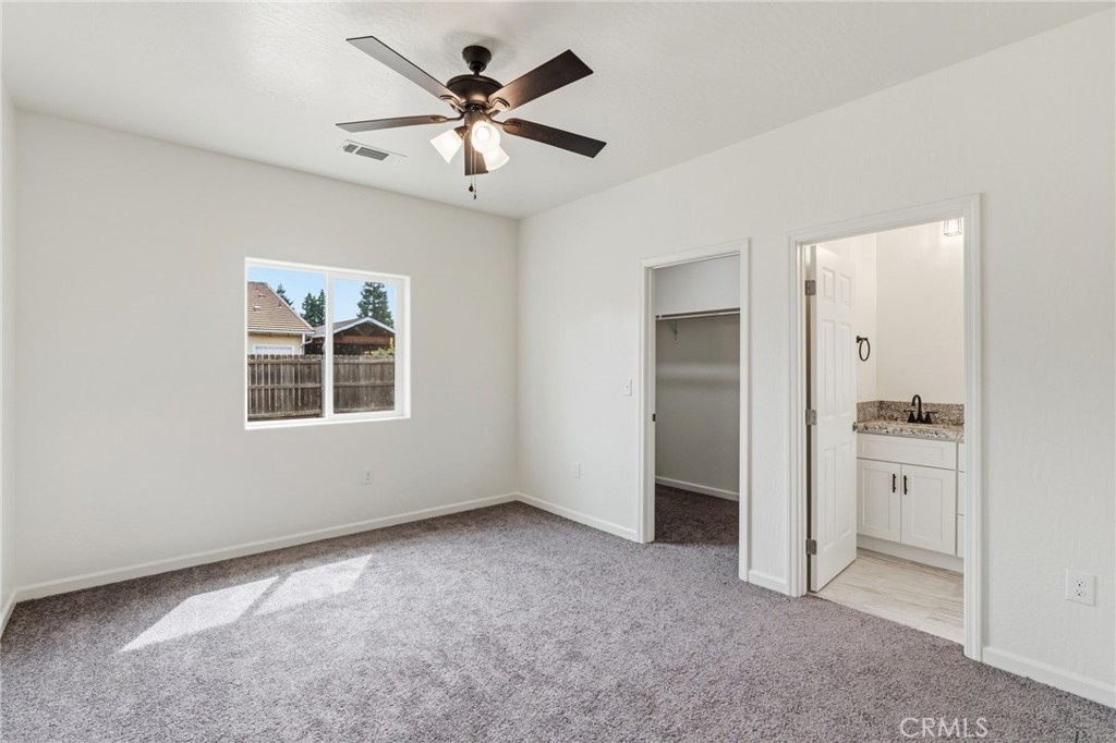 3441 E Douglas Ave, Visalia, CA 93292
