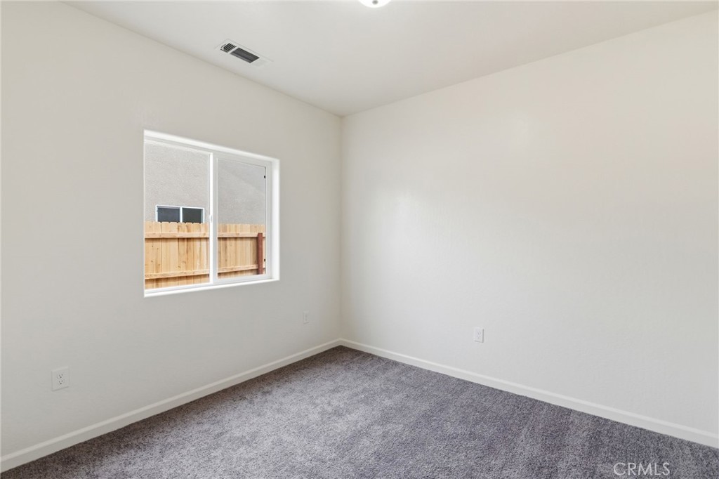 3441 E Douglas Ave, Visalia, CA 93292