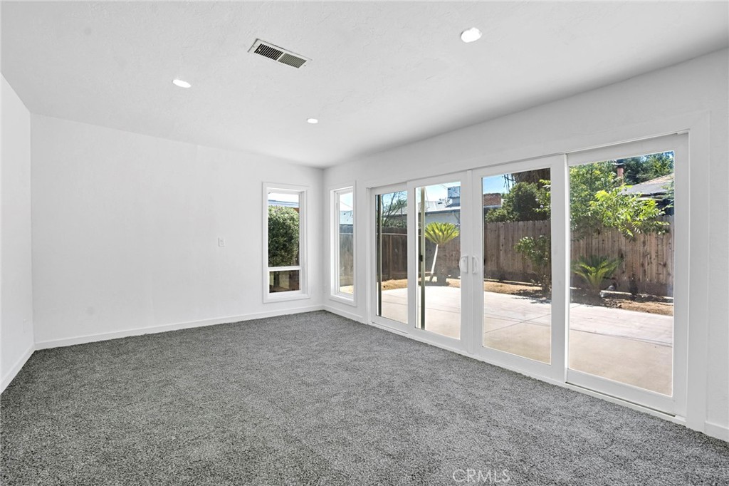 2938 E Willis, Fresno, CA 93726