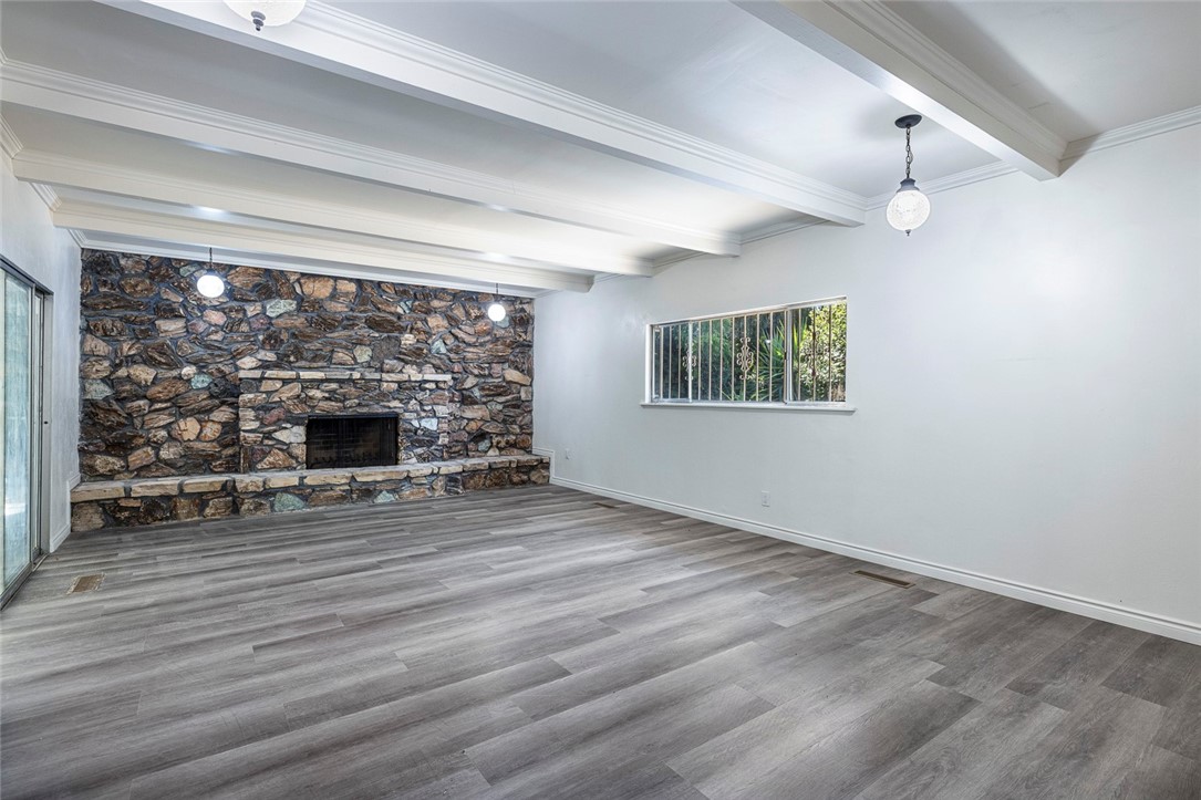 947 S Stanford Ave, Fresno, CA 93727