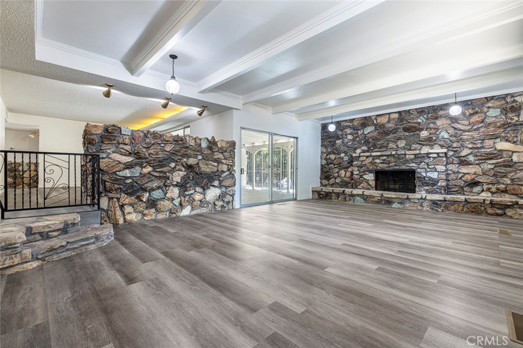947 S Stanford Ave, Fresno, CA 93727