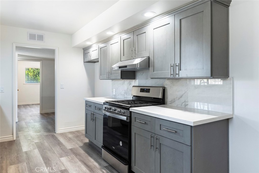 947 S Stanford Ave, Fresno, CA 93727