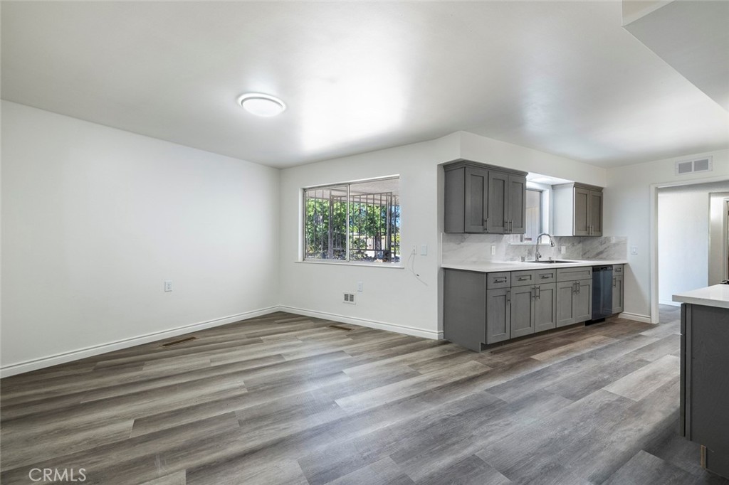 947 S Stanford Ave, Fresno, CA 93727