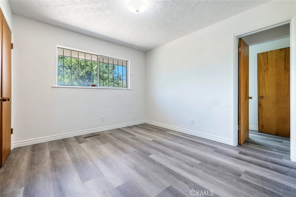 947 S Stanford Ave, Fresno, CA 93727