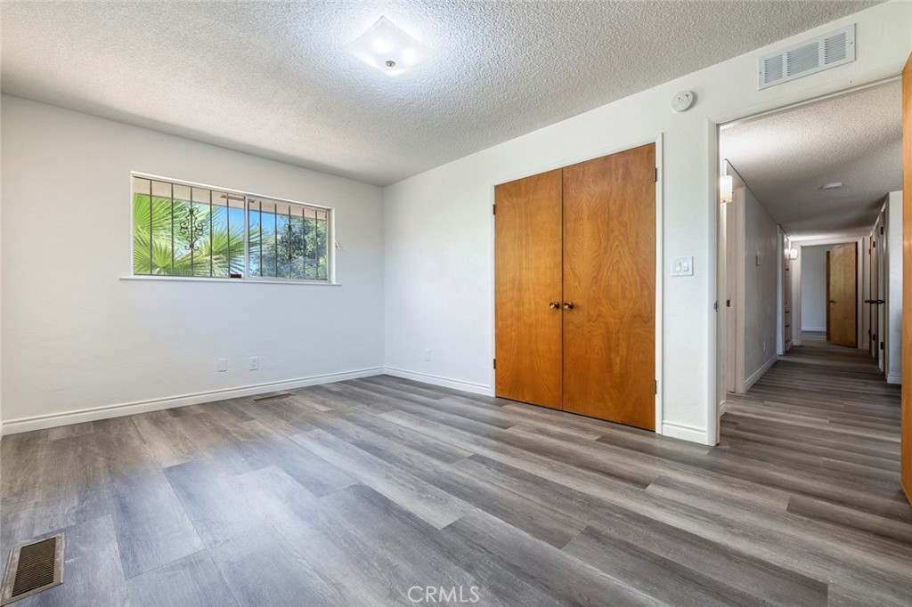 947 S Stanford Ave, Fresno, CA 93727